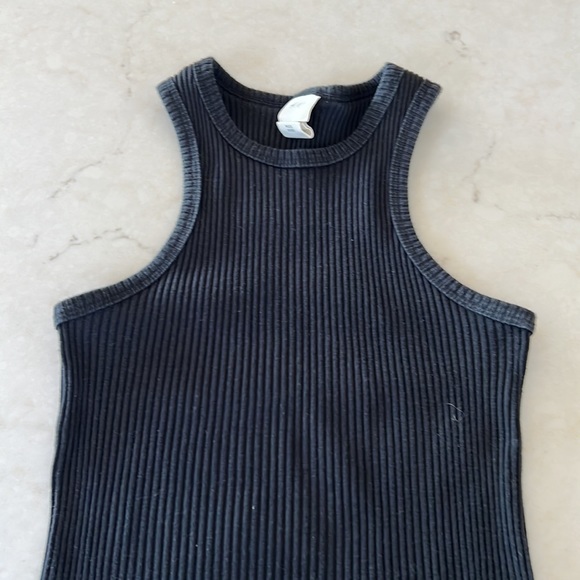 H&M Black Ribbed Racerback Everyday Tank Top - Picture 3 of 6